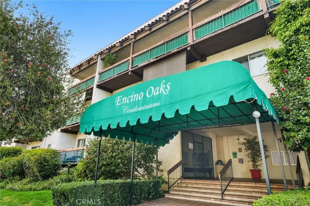 5460 White Oak Avenue K204, Encino