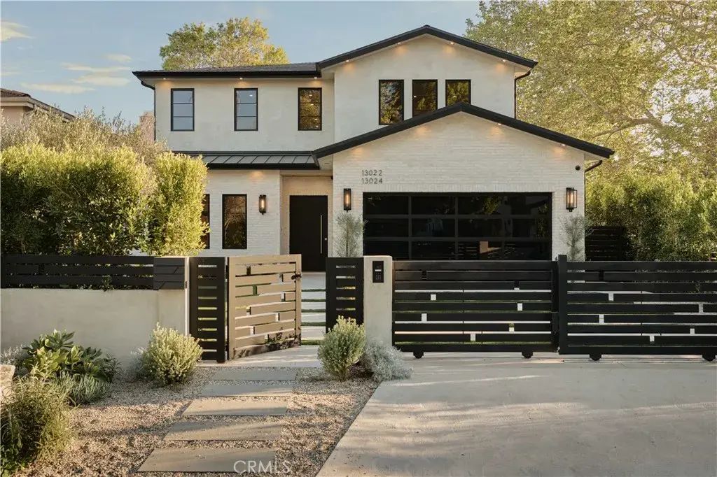 13024 Bloomfield Street, Studio City