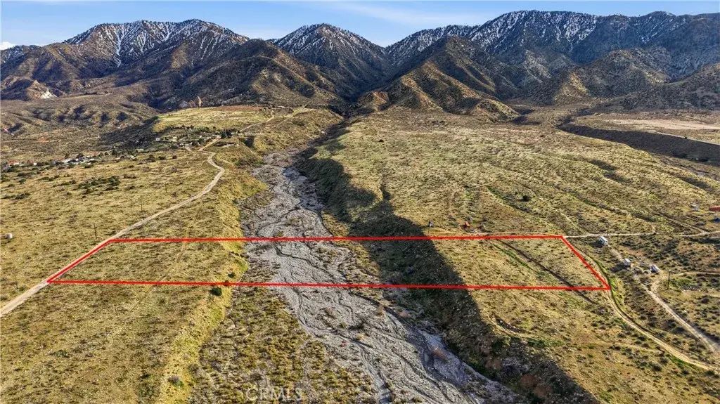 Cruthers Creek, Juniper Hills