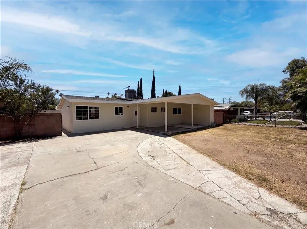 5630 Dewey, Riverside