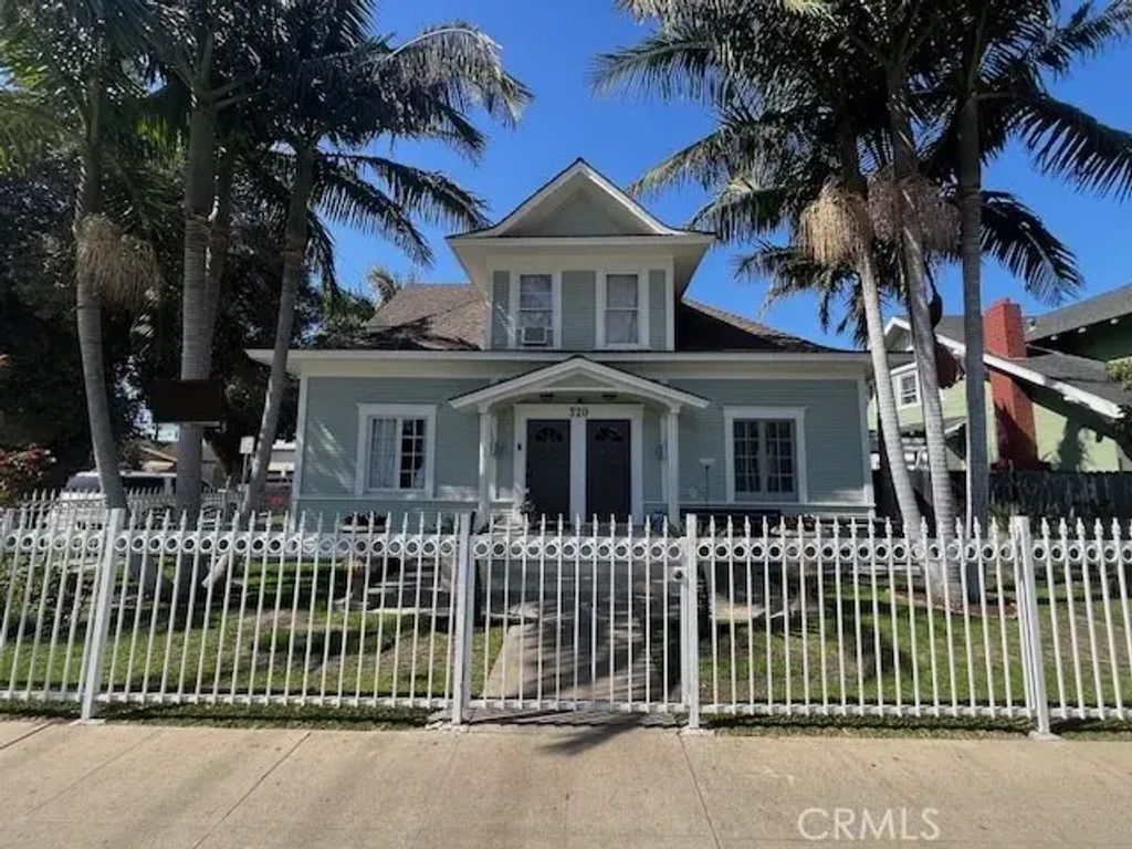 320 S Broadway B, Santa Ana