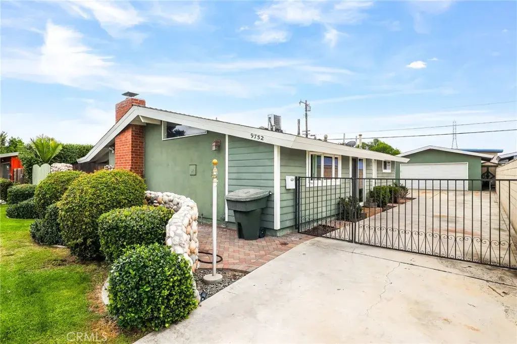 9752 Harle, Anaheim