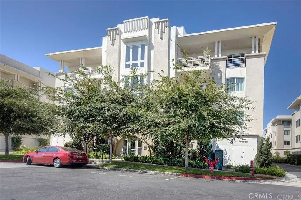 13019 Park, Hawthorne