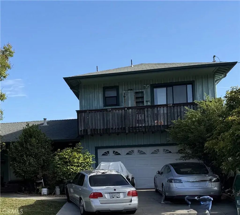 1435 Roosevelt, Hayward