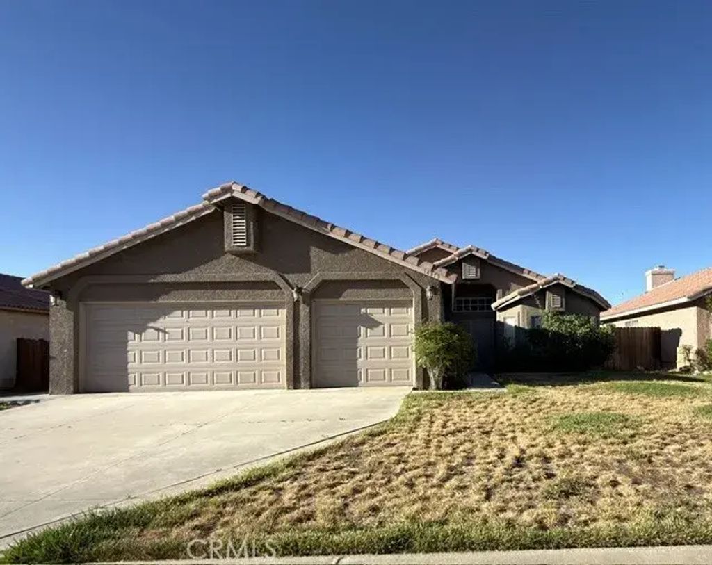 14373 Hillsborough, Victorville