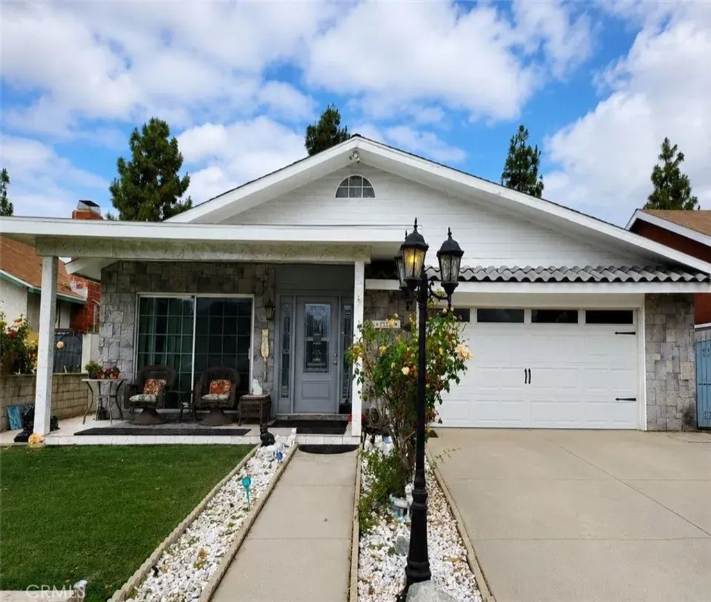 13221 Arrey, Norwalk