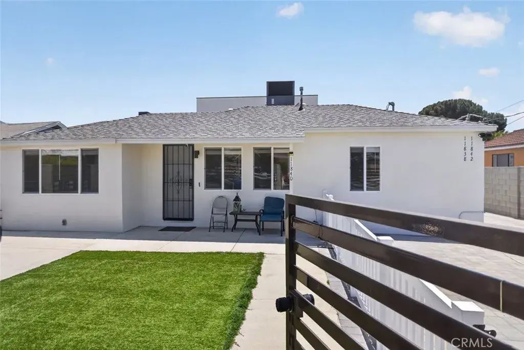 11840 Arminta Street, North Hollywood