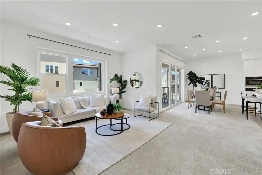 100 Billings, Irvine