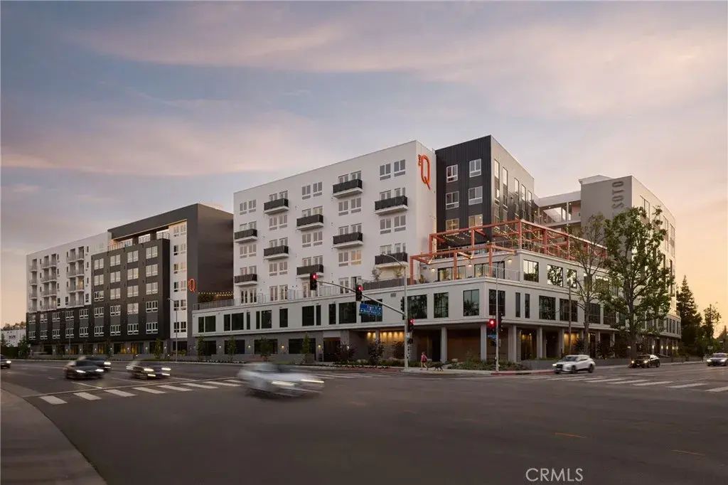 21010 Erwin Street Ph745, Woodland Hills