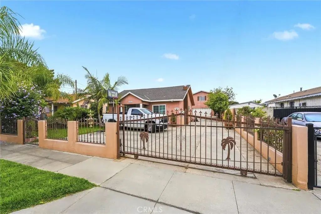 6510 Lucille Avenue, Bell