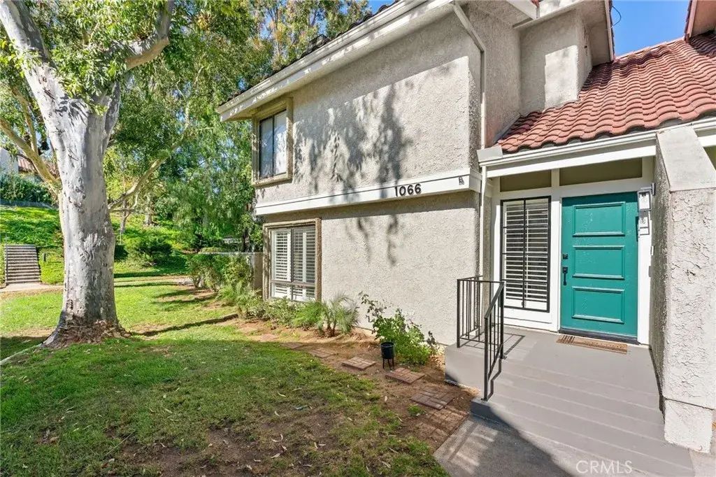 1066 Sunwood Lane, Oak Park