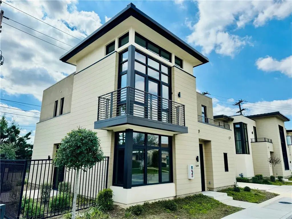 511 N Santa Anita, Arcadia