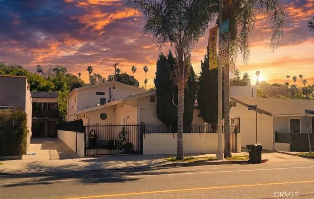 1458 Silver Lake Boulevard, Los Angeles