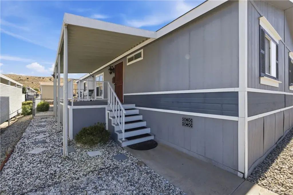 5200 Entrar 134, Palmdale