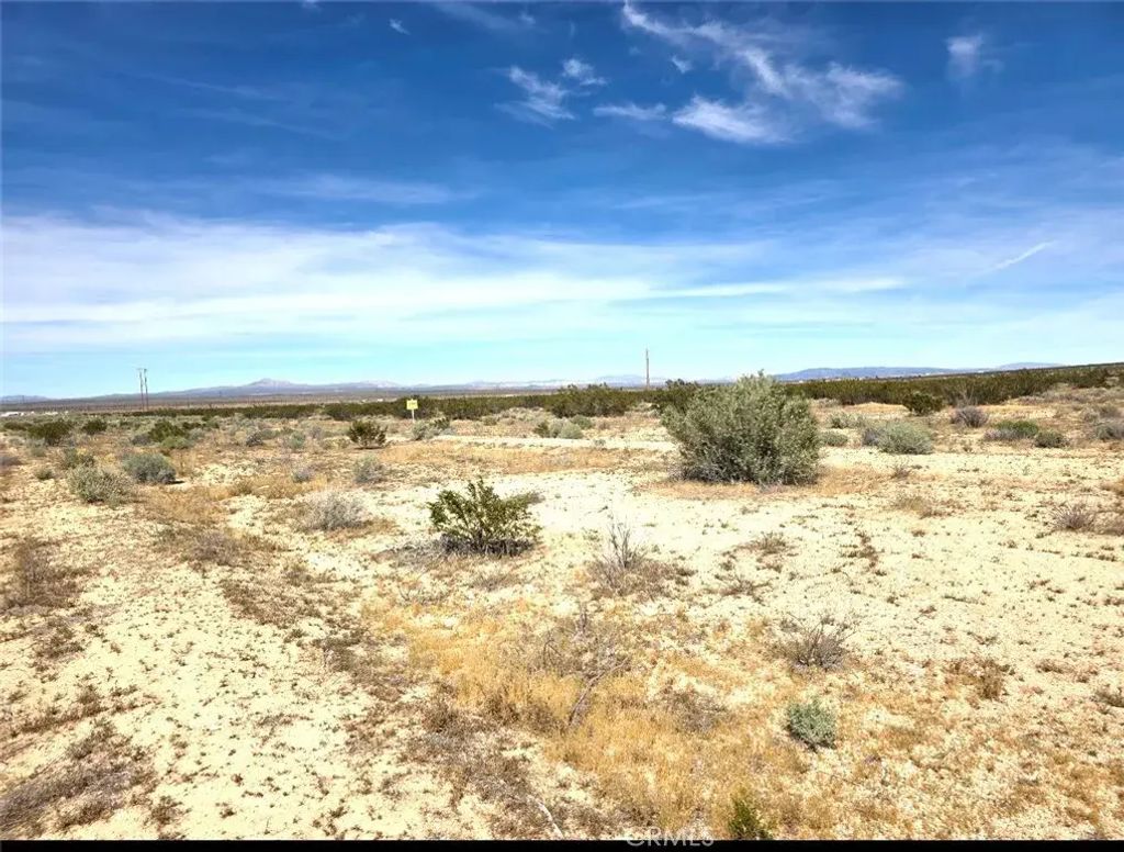 La Bonita, Boron