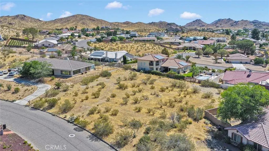 16425 Viho, Apple Valley