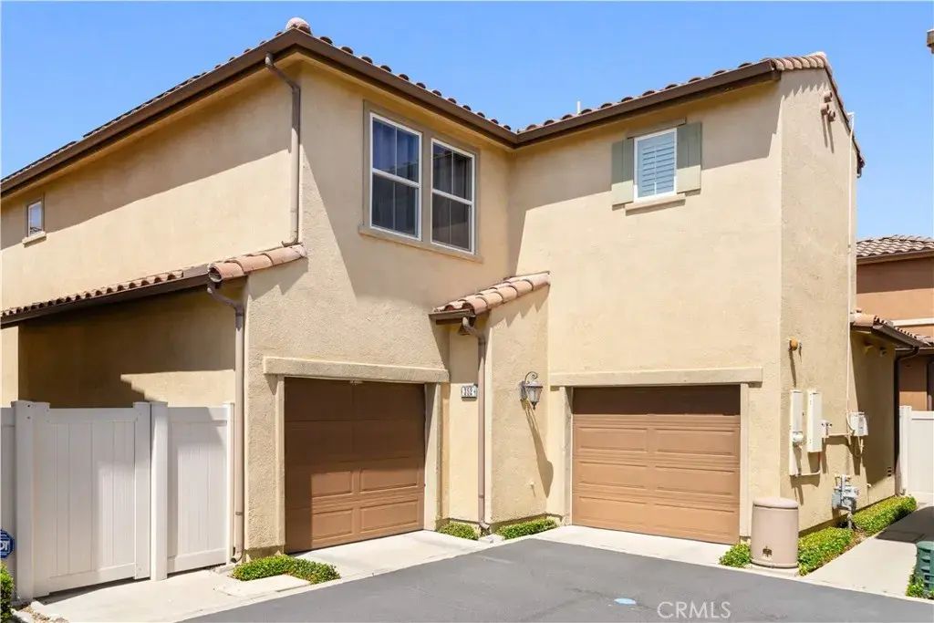 352 Golden Bear Ln, Upland