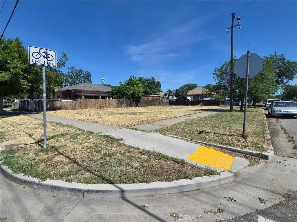 1210 G, Merced