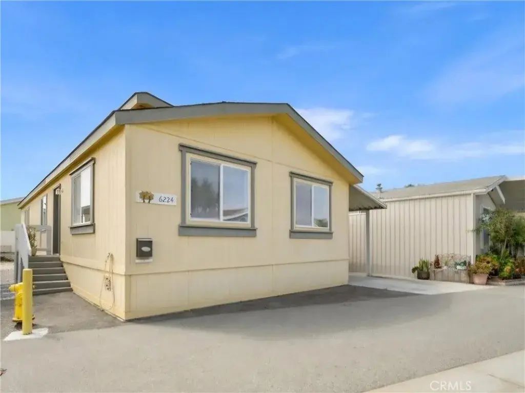 6224 Beachcomber Drive, Long Beach