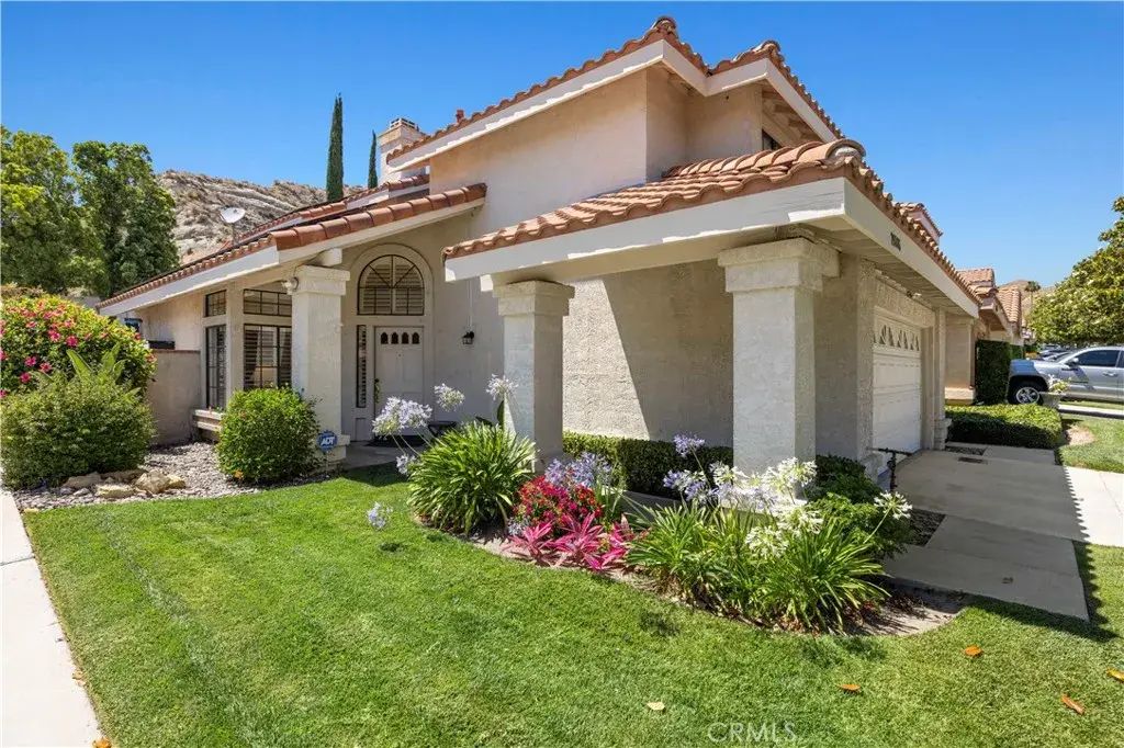 29065 Marilyn Dr, Canyon Country
