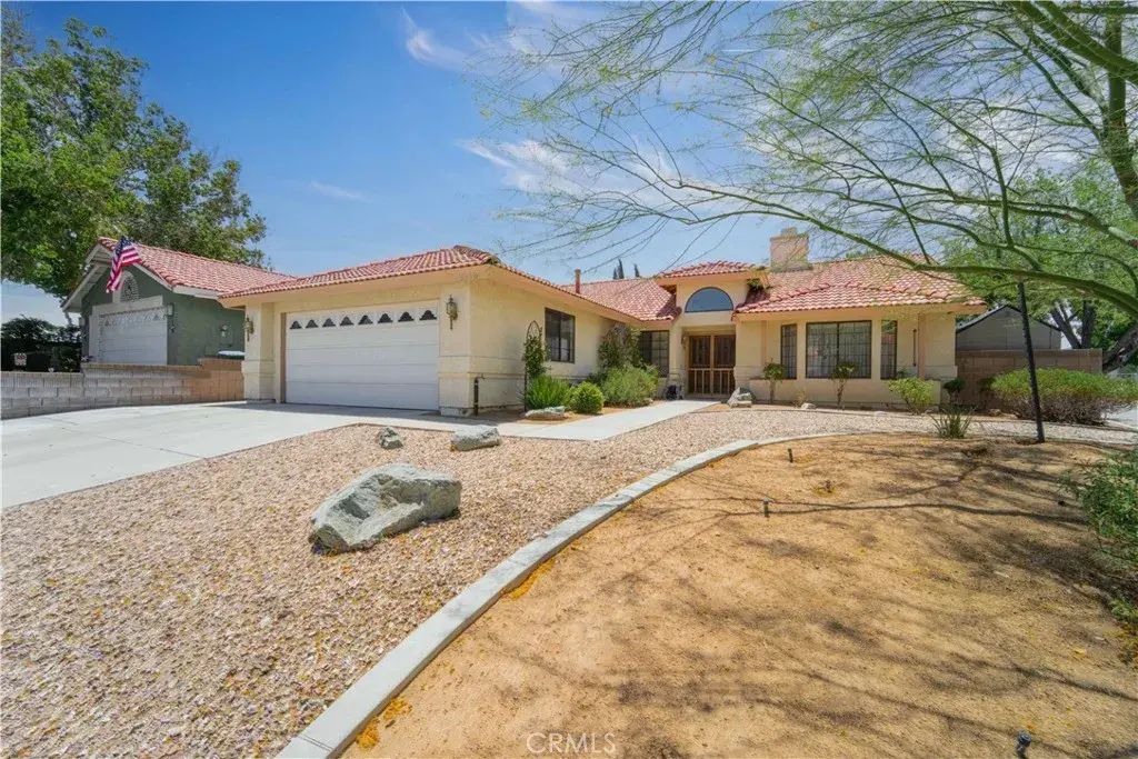 3640 Calle Estrada, Lancaster