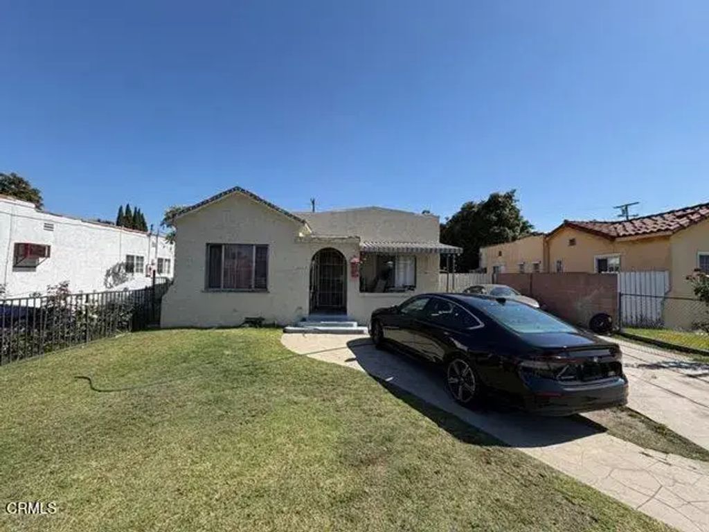 2463 Broadway, Huntington Park