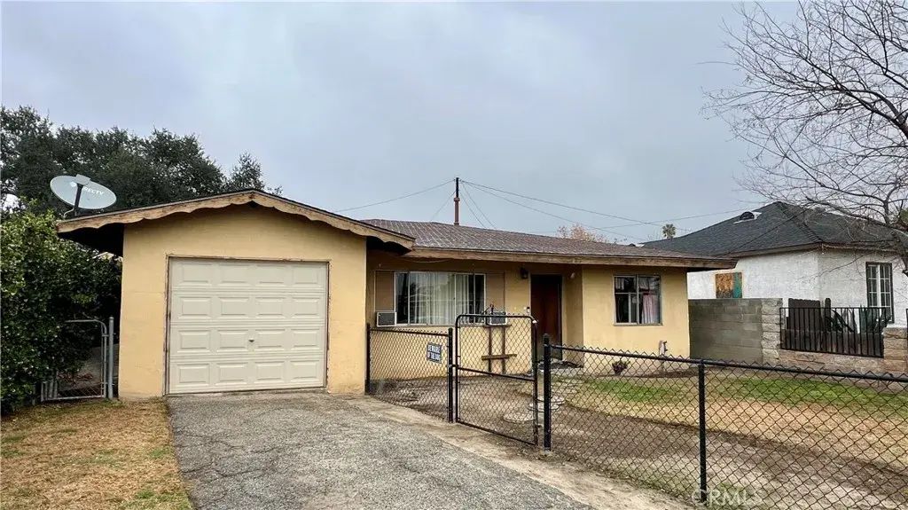 1480 W 15th Street, San Bernardino