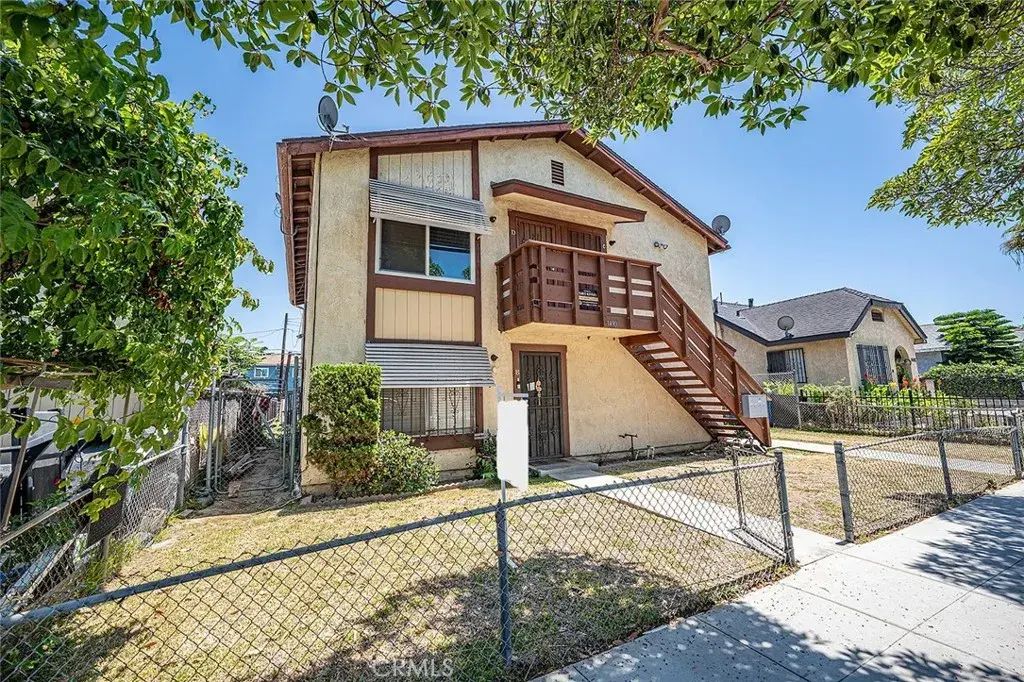 1490 Gundry, Long Beach