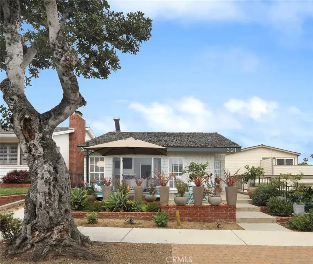 321 Iris Avenue, Corona Del Mar