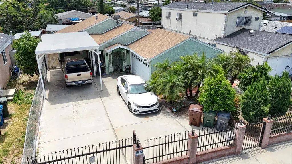 1512 W 153rd, Compton