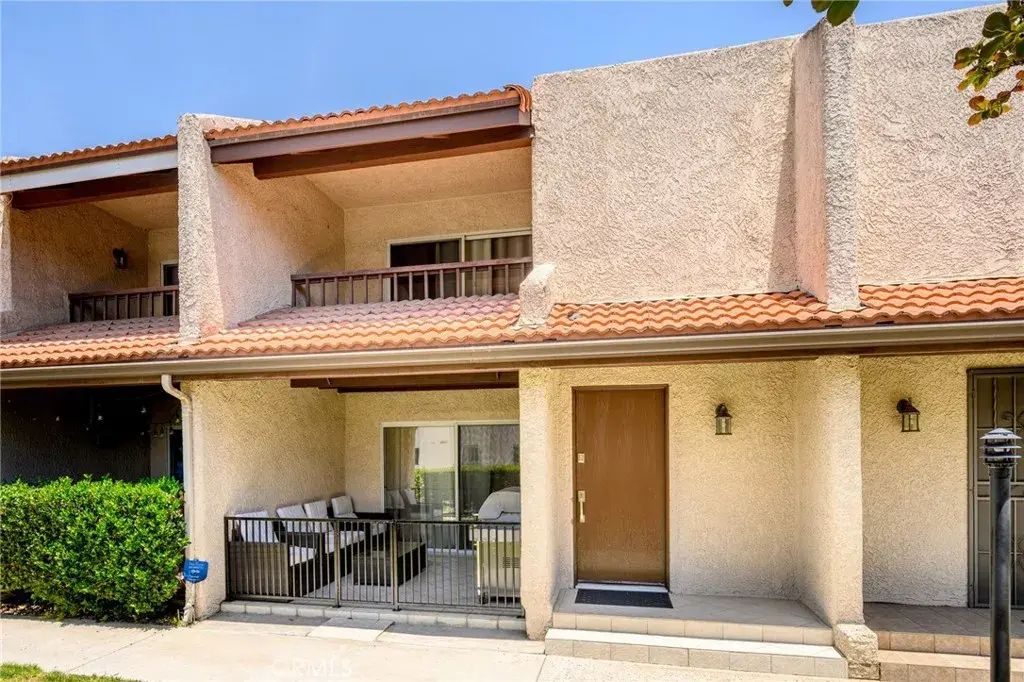 7815 Via Genova, Burbank