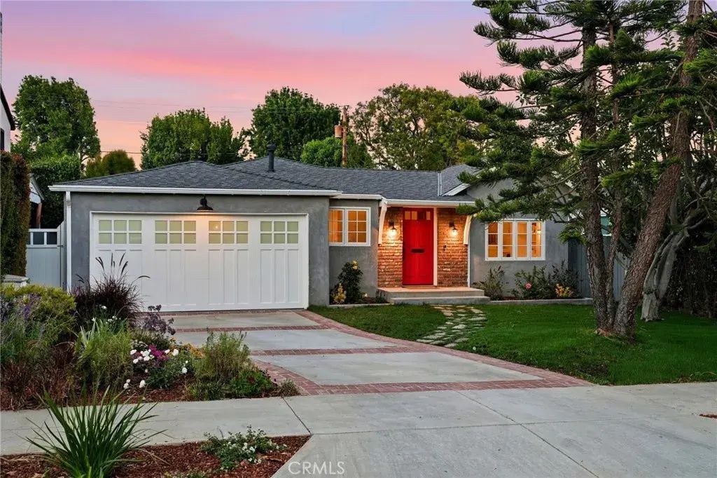 114 N Rose, Burbank