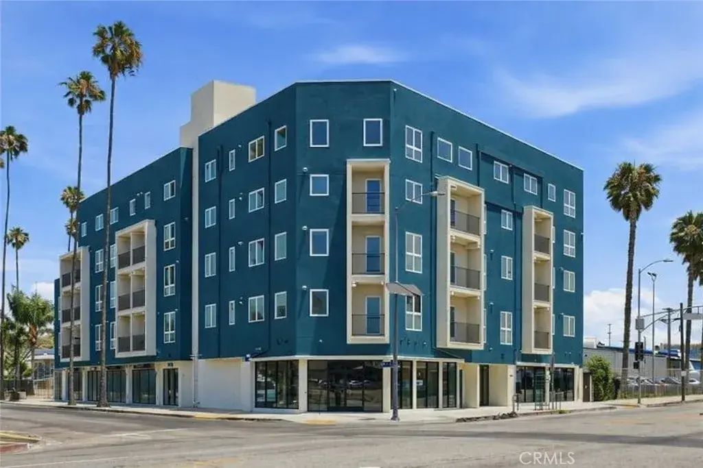 1818 S Norton Avenue 407, Los Angeles
