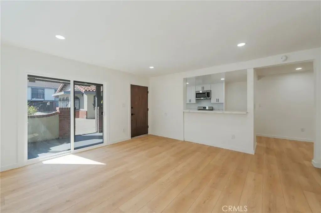 1239 W Rosecrans 31, Gardena