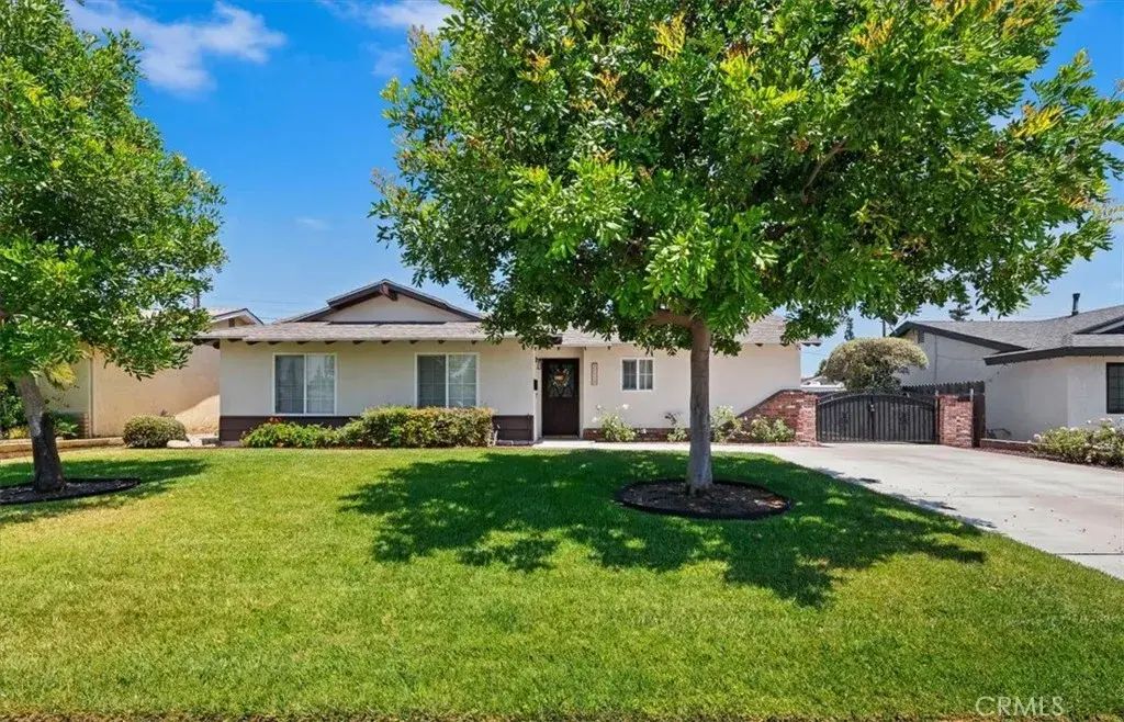 12359 Crepe Myrtle Avenue, Chino