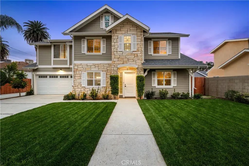8213 Quartz Avenue, Winnetka