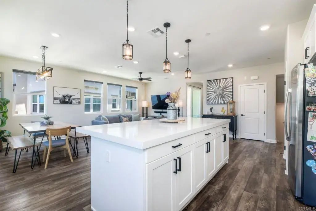 2510 Cheyne Way, Oceanside