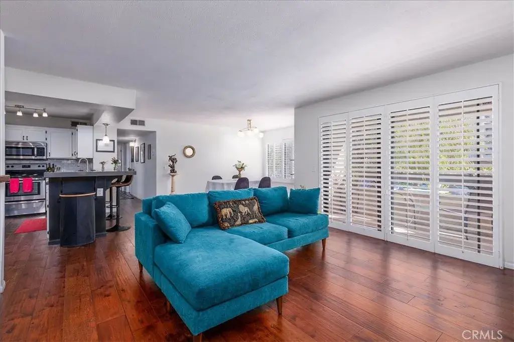3930 Centre Street 107, HILLCREST