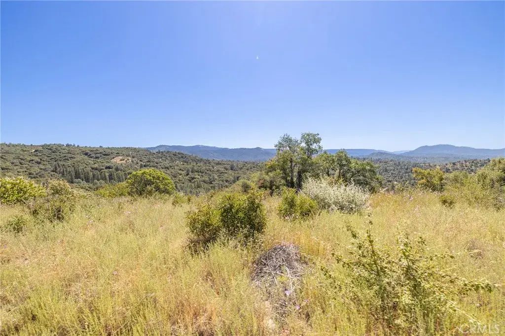 99 Old Yosemite, Oakhurst