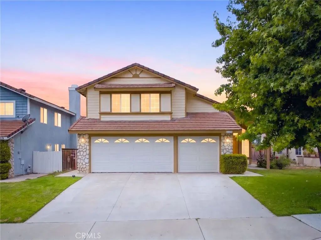 10319 Desert Star, Moreno Valley