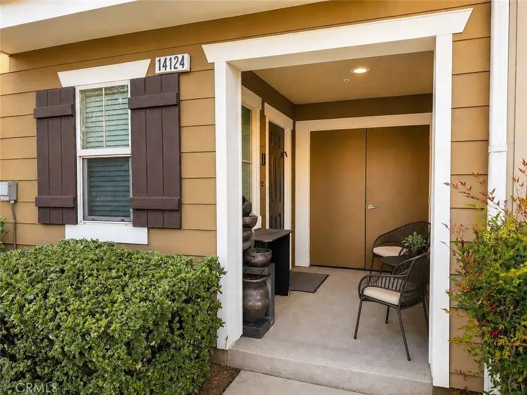 14124 W Pine Lane, Van Nuys