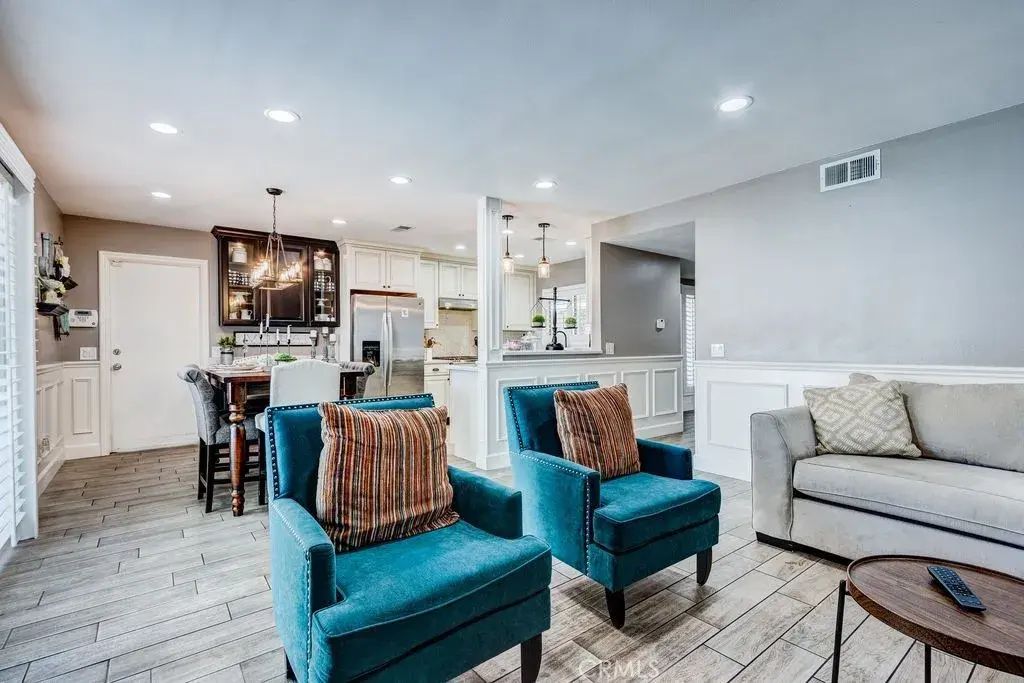 1053 Border Avenue, Corona