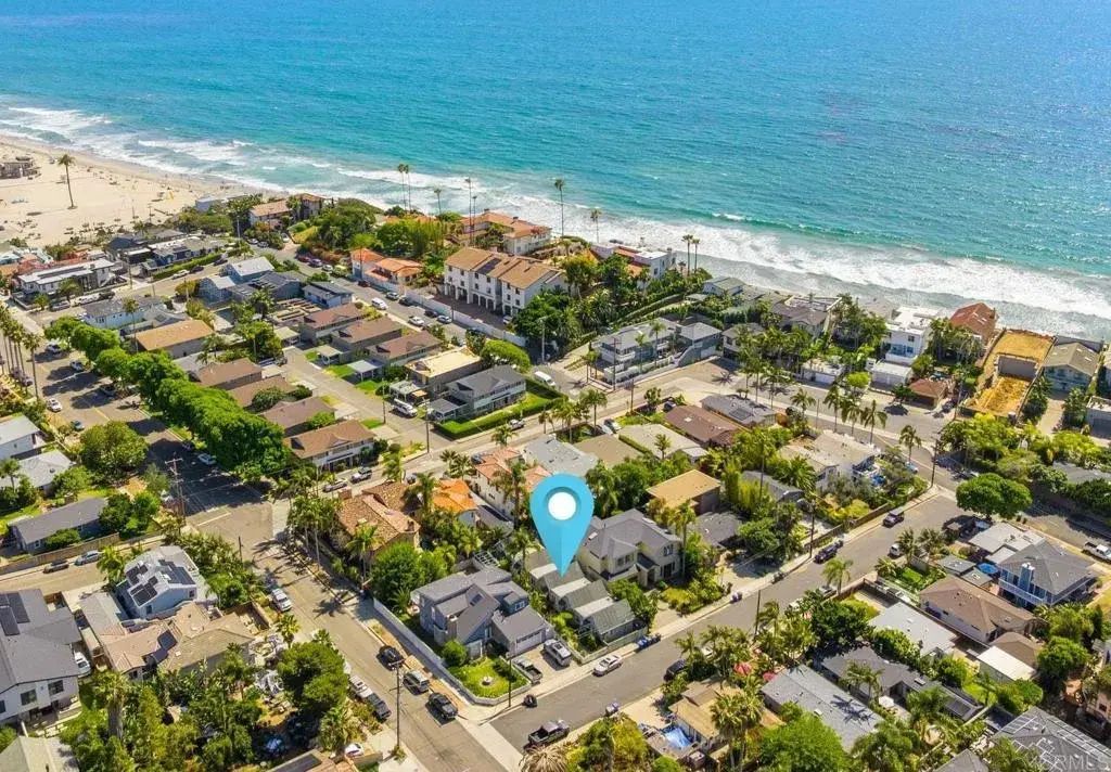 215-223 Lolita Street, Encinitas