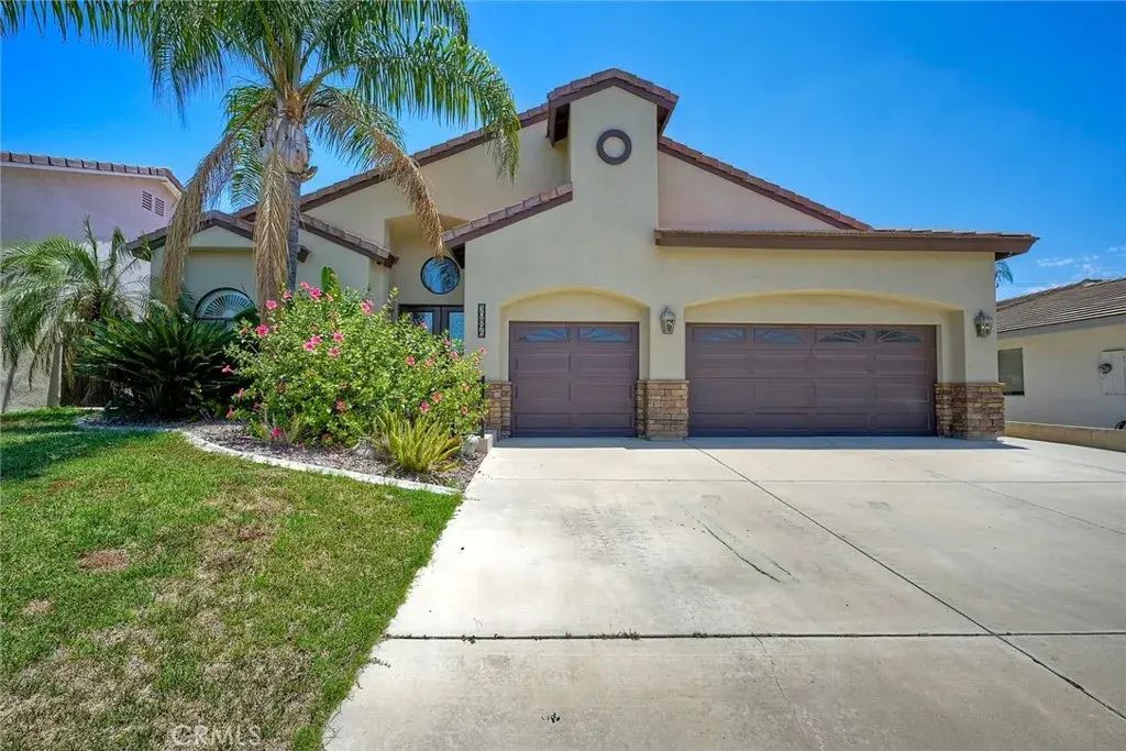 30896 Emperor, Canyon Lake