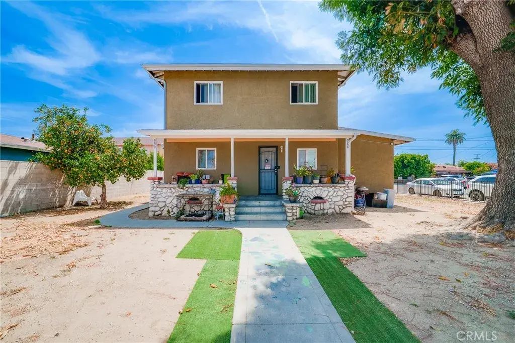 988 S Garey, Pomona