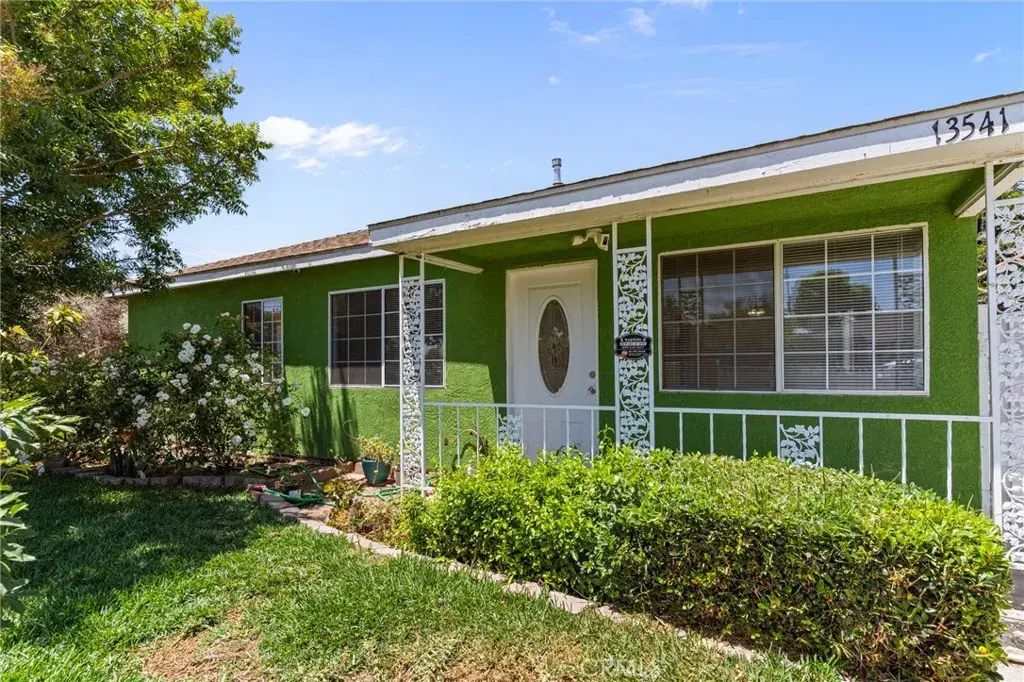 13541 Crossdale, Norwalk