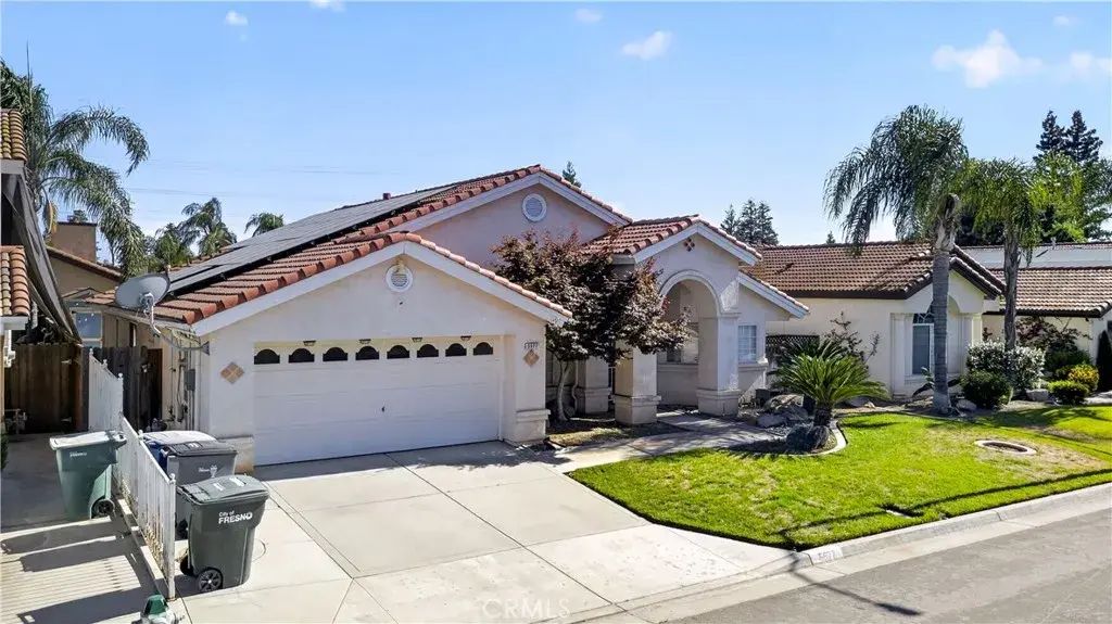 5577 W Paul, Fresno