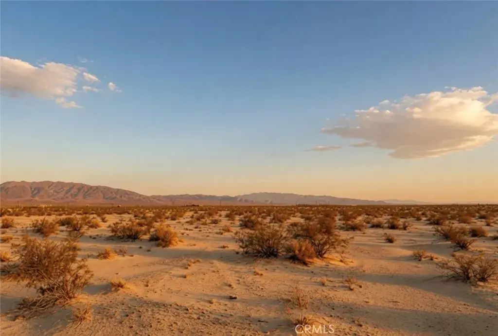6100 Lanes, 29 Palms