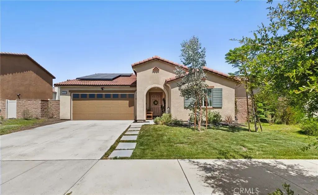 1234 Universal Way, Hemet