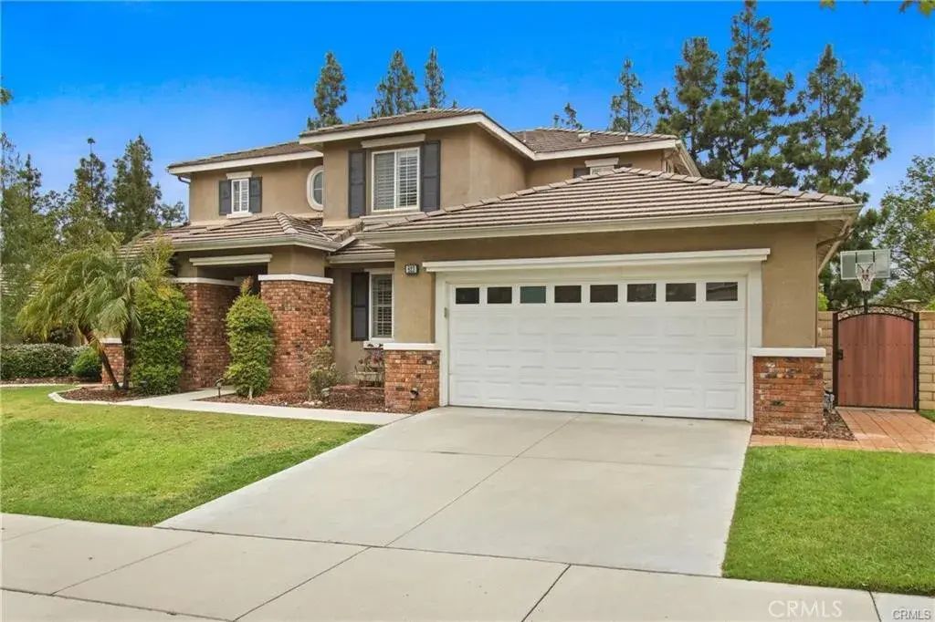823 Canterbury Lane, San Dimas